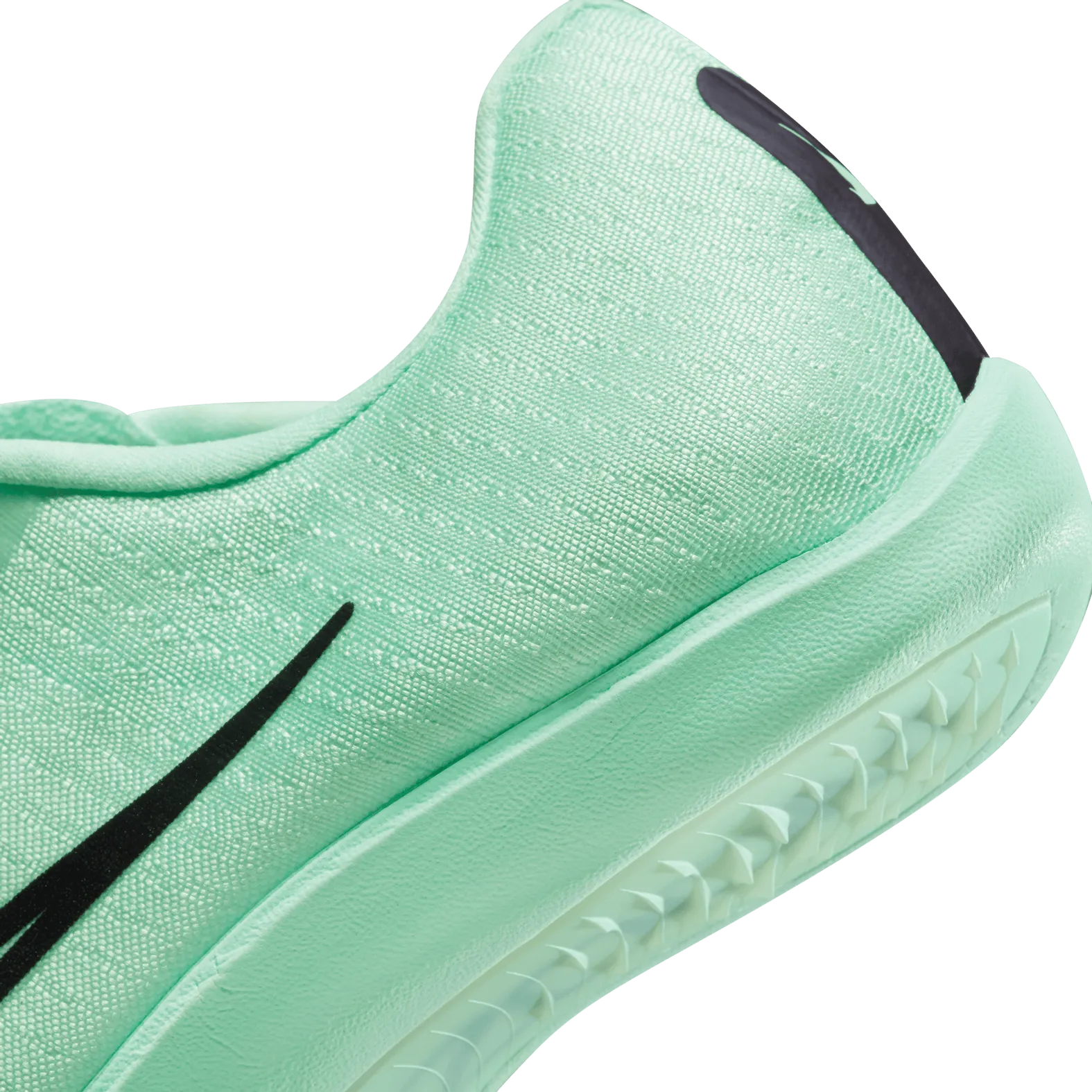 Mint green hotsell shoes nike