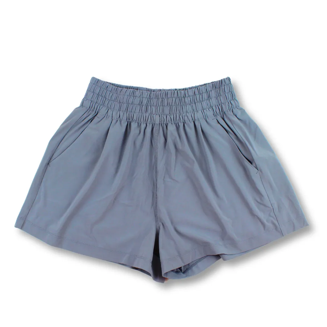 Vuori villa shorts small online